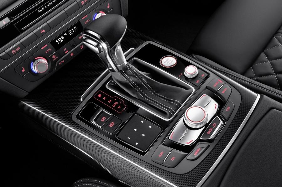 Детали интерьера Audi S6 Avant (4G, C7) 2012 года  (WW) (фото 47 из 56)